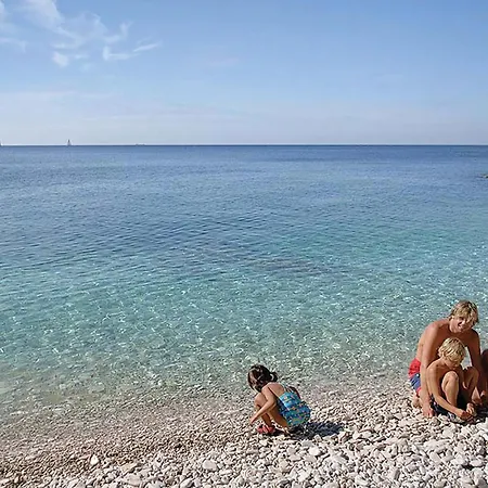 Lovely In With Kitchen 펜션