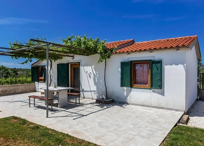 Σπίτι διακοπών Lovely In With Kitchen