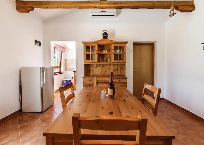 Lovely In With Kitchen Σπίτι διακοπών Πούλα