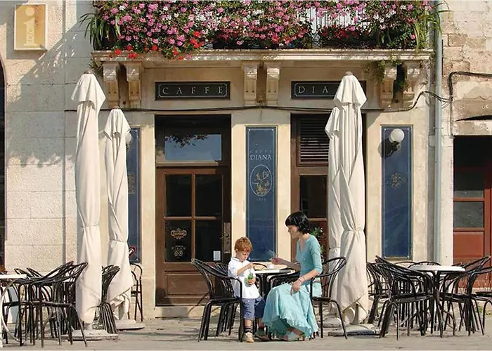 Σπίτι διακοπών Lovely In With Kitchen