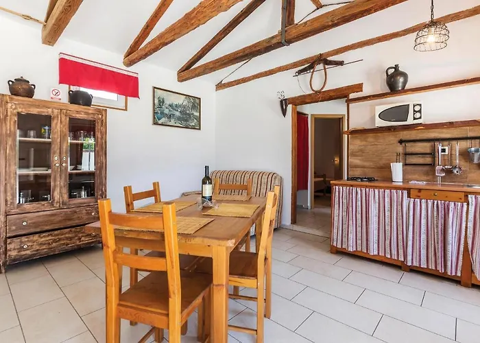 Vikendica Lovely In With Kitchen *