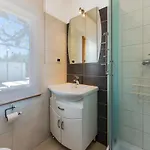 Lovely In With Kitchen Σπίτι διακοπών *
